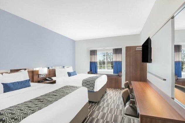 Microtel Inn & Suites by Wyndham Binghamton - Photo4