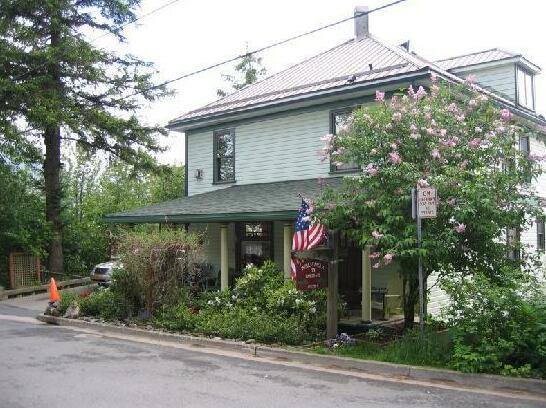 Alaskas Capital Inn Bed & Breakfast - Photo3