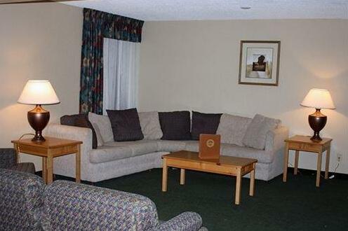FairBridge Inn Suites & Outlaw Conference Center - Kalispell - Photo4