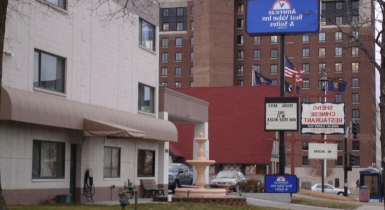 Americas Best Value Inn & Suites - Kansas City/Downtown