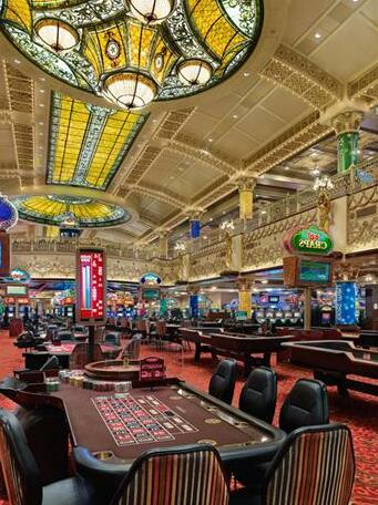 Ameristar Casino Hotel Kansas City - Photo5
