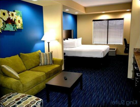 Karnes City Lodge - Photo4