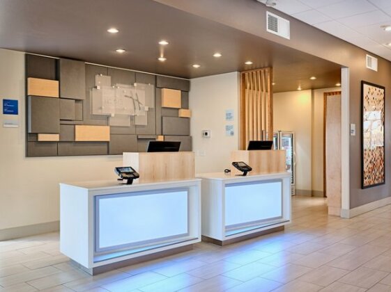 Holiday Inn Express & Suites - Keizer - Photo3