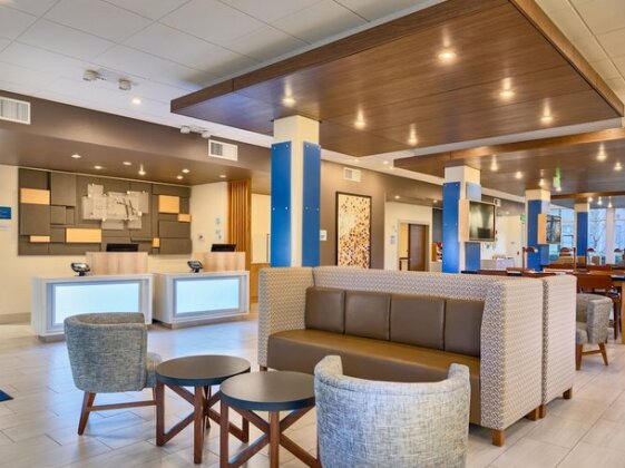 Holiday Inn Express & Suites - Keizer - Photo5