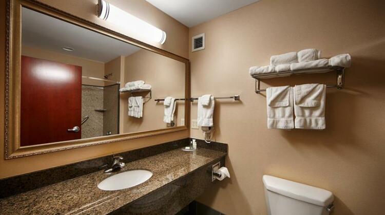 Best Western PLUS Fossil Country Inn & Suites - Photo3