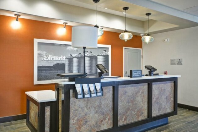 Hampton Inn Kenedy - Photo4
