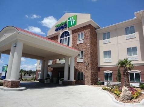 Holiday Inn Express Kenedy - Photo2