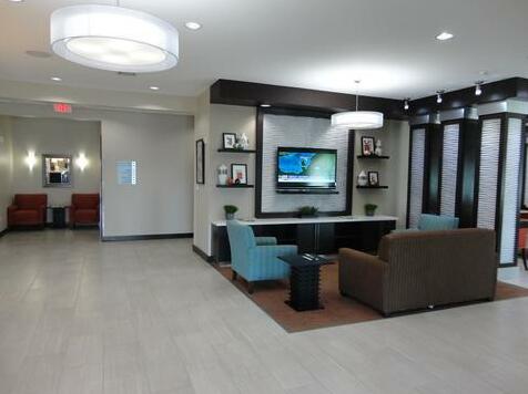 Holiday Inn Express Kenedy - Photo4