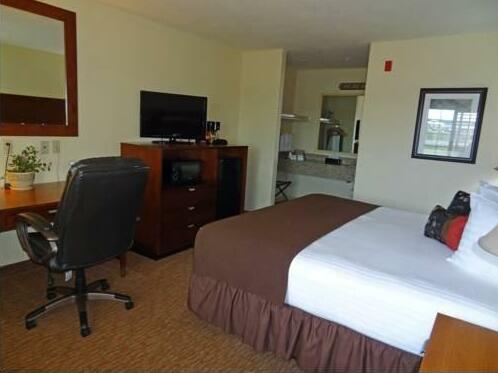 Southern Inn and Suites Kenedy - Photo3