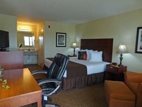 Southern Inn and Suites Kenedy - Photo5