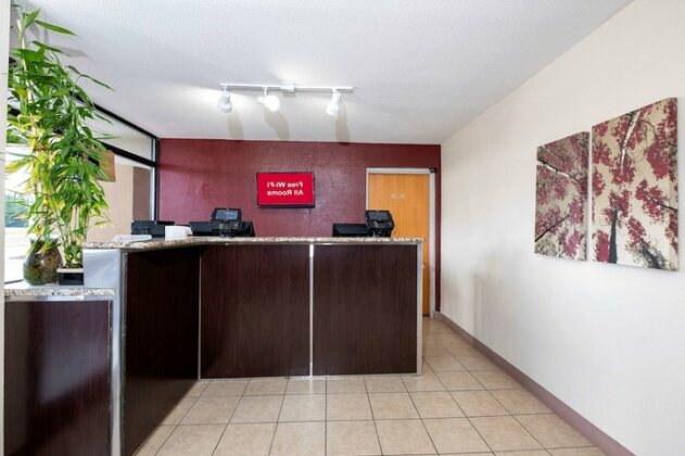 Red Roof Inn Kenly - Photo3