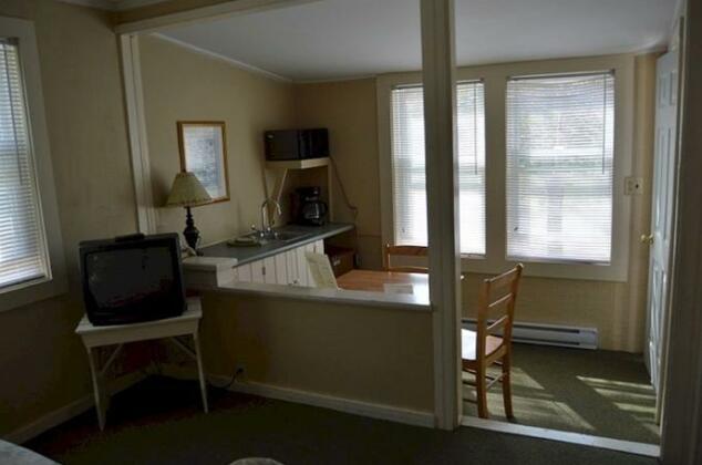 Kennebunk Gallery Motel and Cottages - Photo4