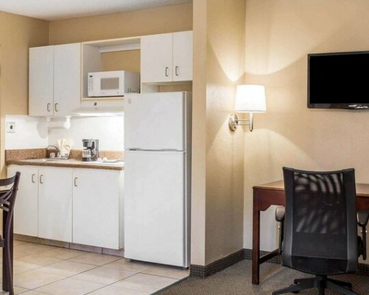 Suburban Extended Stay Kennesaw - Photo2