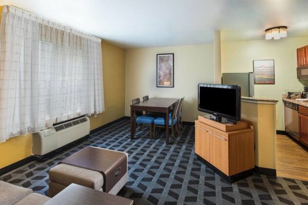 TownePlace Suites by Marriott Atlanta Kennesaw - Photo4