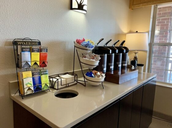 Country Inn & Suites by Radisson Kenosha WI - Photo2
