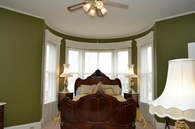 The Grand Anne Bed and Breakfast - Photo2