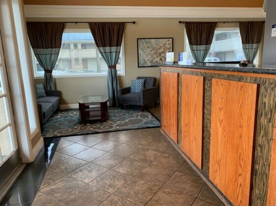 Best Western Kettleman City Inn & Suites - Photo3