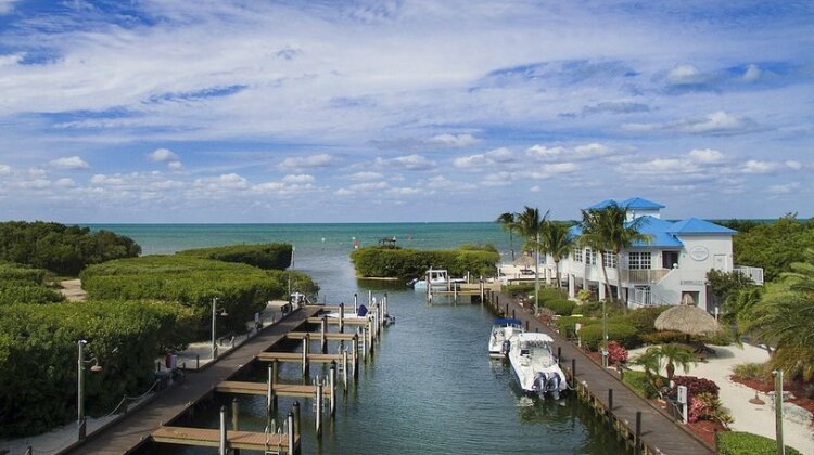 Ocean Pointe Suites at Key Largo - Photo2