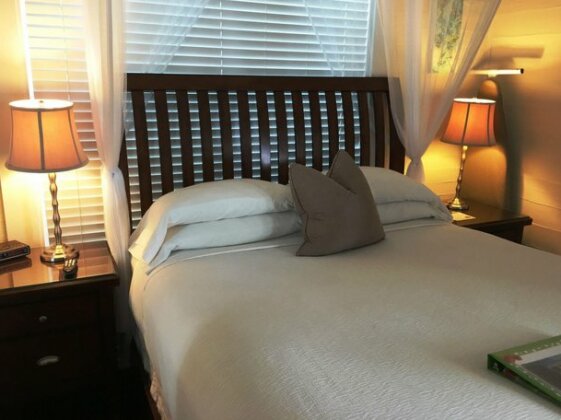 Avalon Bed and Breakfast Key West - Photo3