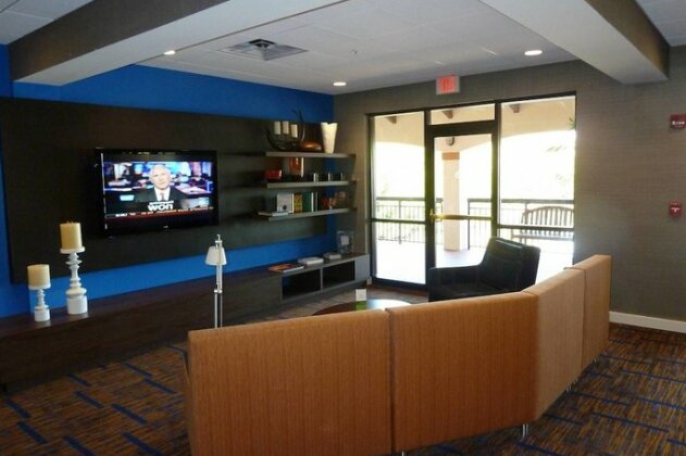 Courtyard by Marriott Key West Waterfront - Photo4