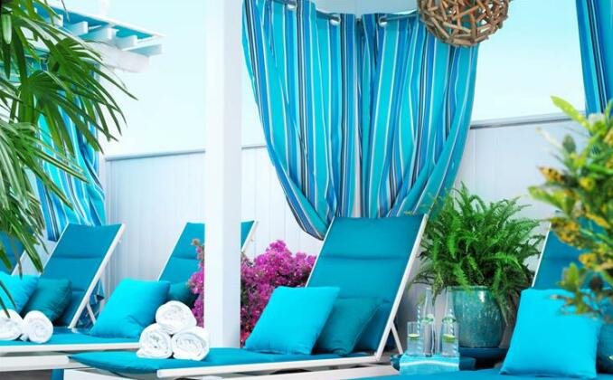 Ocean Key Resort & Spa a Noble House Resort - Photo4