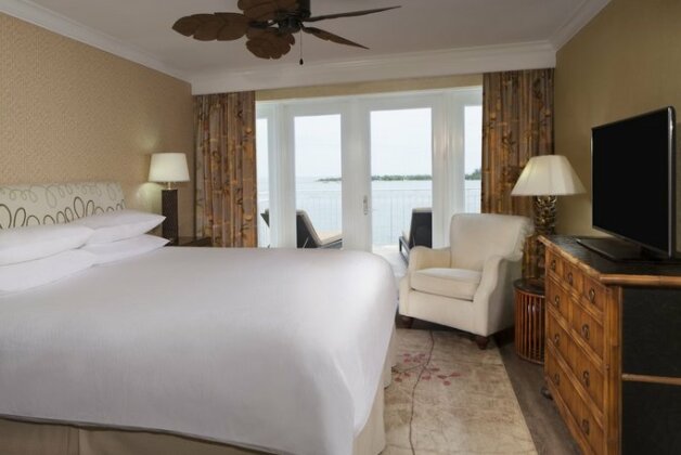 The Pier House Resort and Spa - Photo4