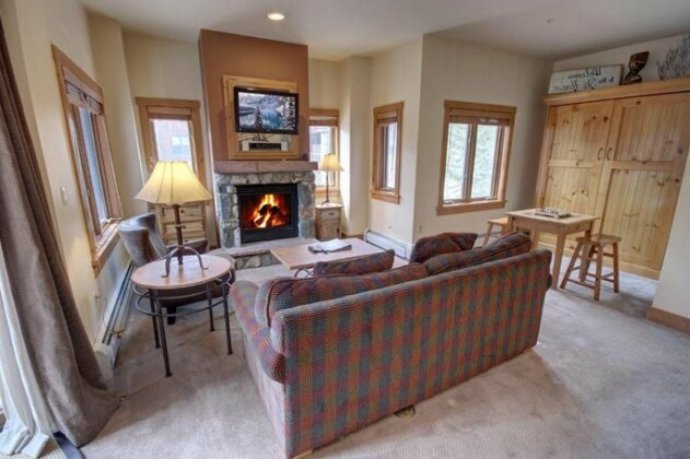 Expedition Station 8561 by SummitCove Vacation Lodging - Photo2