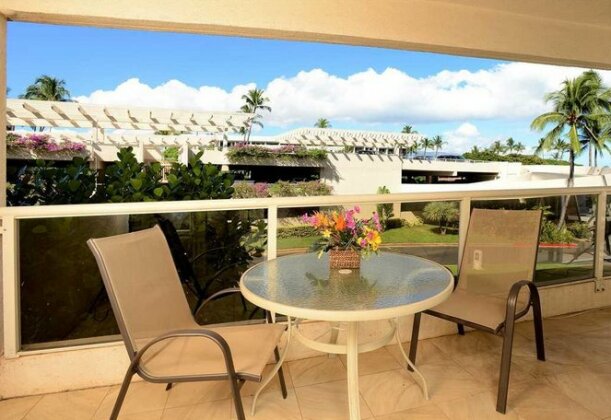 Maui Banyan H-210 Gorgeous 1 Bedroom Condo with Expanded Lanai Pool Hot Tub - Photo2