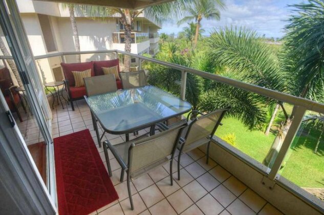 Maui Banyan T-301 - Modern and Completely Renovated Top-Rated Two-Bedroom Condo - Photo2