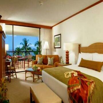 Maui Vista Condominiums by AA Oceanfront Rentals and Sales