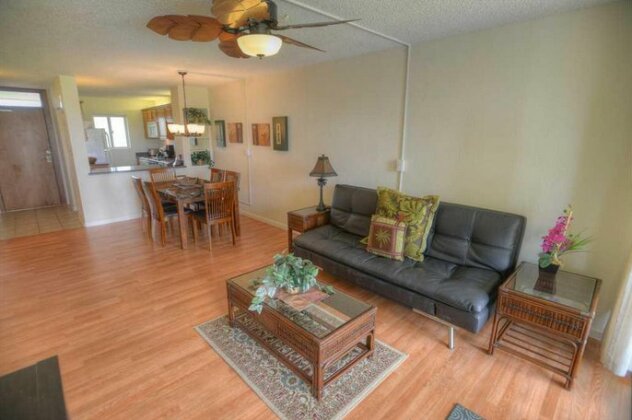 Menehune Shores 225 - Ocean Front 2-Bedroom Air-Conditioned Condo with a Tremendous View - Photo2