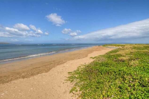 Menehune Shores 225 - Ocean Front 2-Bedroom Air-Conditioned Condo with a Tremendous View - Photo3