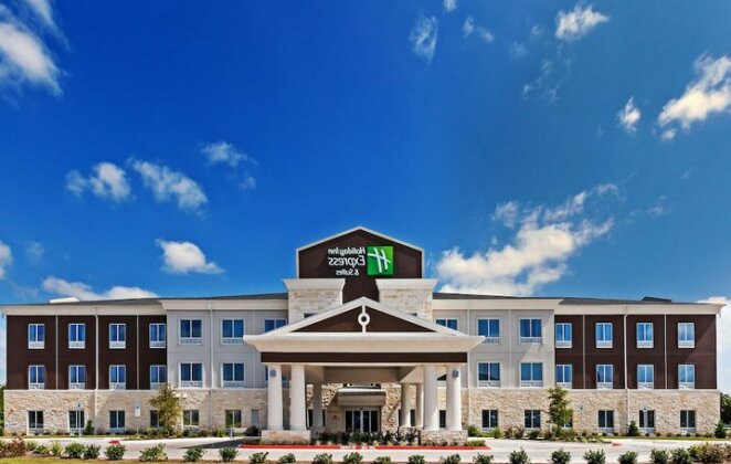 Holiday Inn Express and Suites Killeen-Fort Hood Area - Photo2