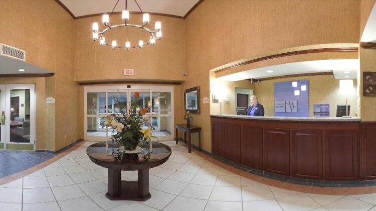 Holiday Inn Express & Suites Kings Mountain - Shelby Area - Photo4