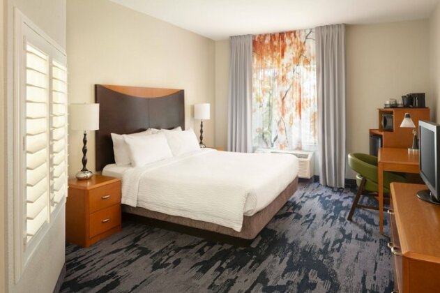 Fairfield Inn & Suites by Marriott Selma Kingsburg - Photo4