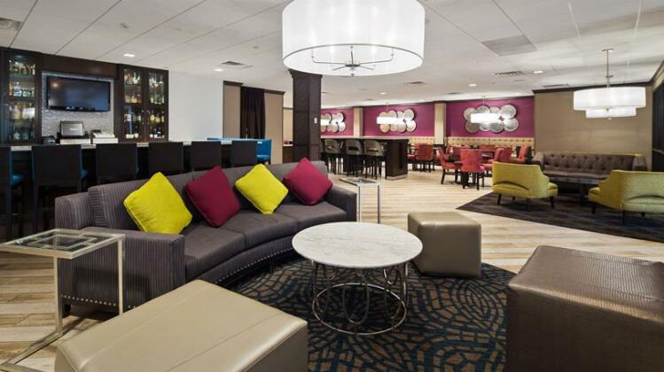 Best Western Plus Kingston Hotel and Conference Center - Photo5