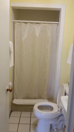 Economy Inn Kingsville - Photo4