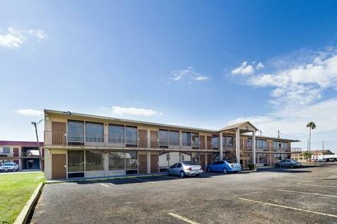 Executive Inn Kingsville - Photo2