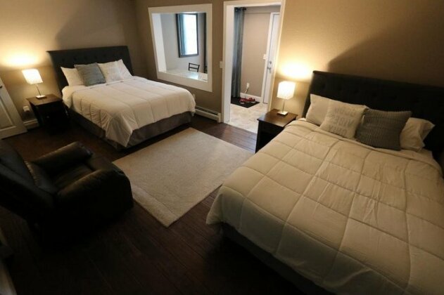 Brimley Motel Suites - Photo2