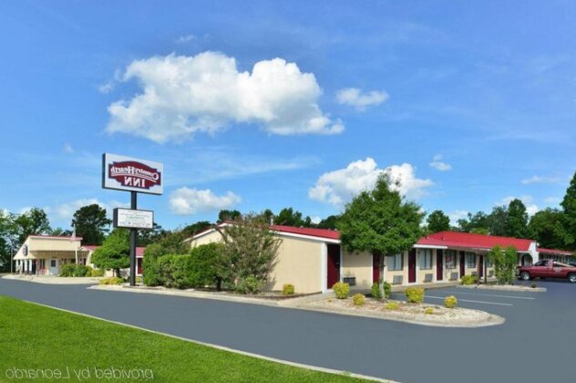 Country Hearth Inn and Suites Kinston - Photo2