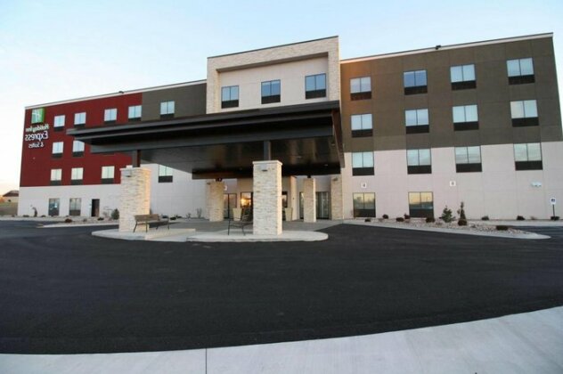 Holiday Inn Express & Suites - Kirksville - University Area