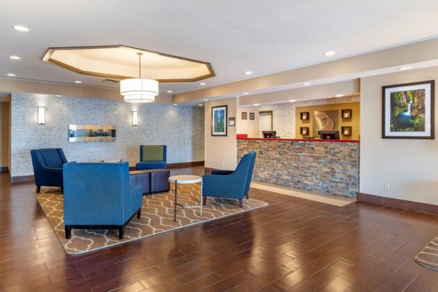 Comfort Inn & Suites Klamath Falls - Photo4
