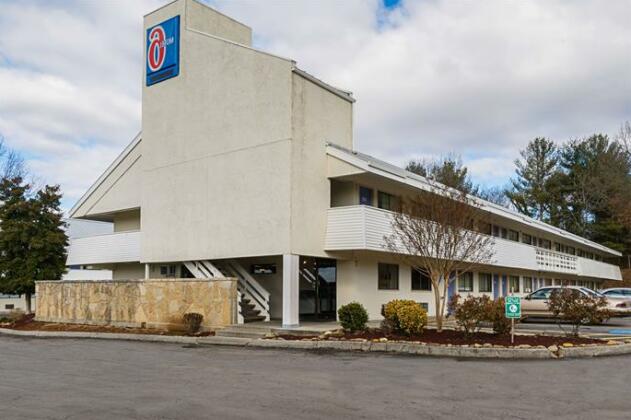 Motel 6 Knoxville North - Photo3