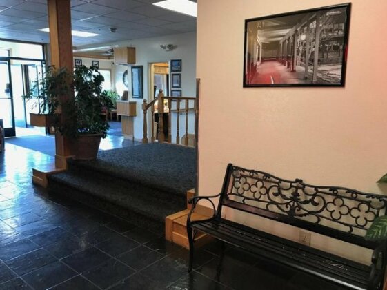 Shelikof Lodge - Photo2