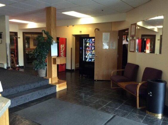 Shelikof Lodge - Photo3