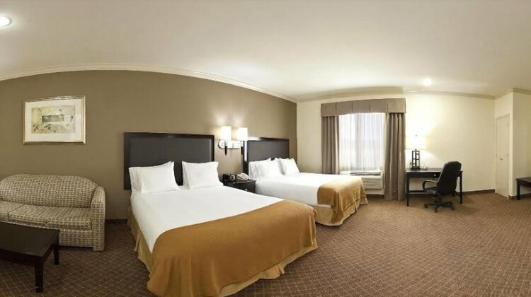 Holiday Inn Express Hotel & Suites La Porte - Photo3