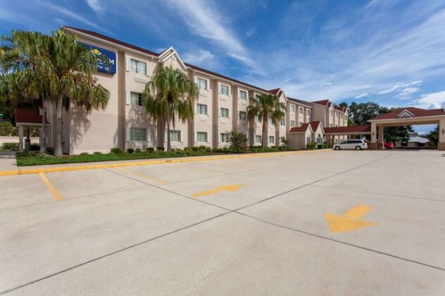 Microtel Inn and Suites by Wyndham - Lady Lake/ The Villages - Photo2