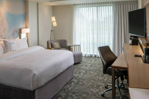 Courtyard by Marriott Lafayette South - Photo2