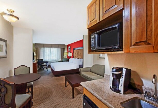 Holiday Inn Express Hotel & Suites Lafayette South - Photo5