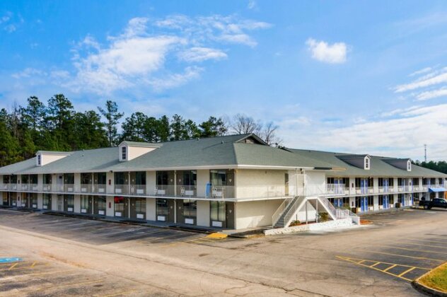 Motel 6 Lagrange - Photo4